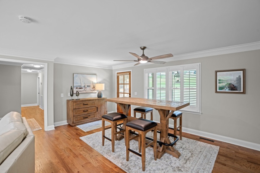 Updated Lake Hartwell Home | inground pool &amp; brand new dock! SOLD - photo 8