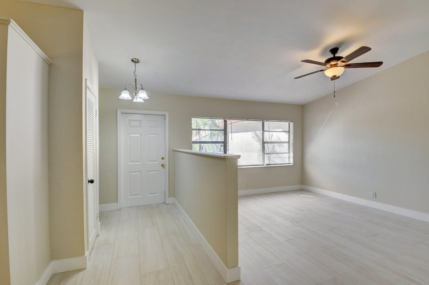 Discover this beautifully renovated 4-bedroom, 2-bathroom - photo 4
