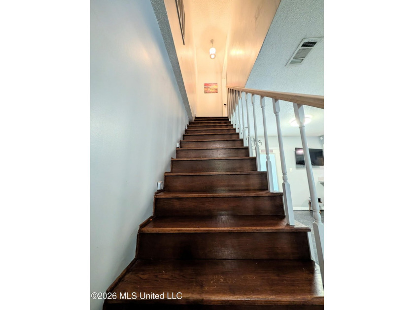 Beautifully maintained, this 4-bedroom, 2-bath home in the heart - photo 16