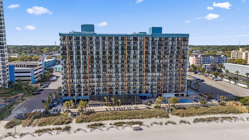 Welcome to Unit 1211 at Landmark Resort, a nicely appointed - photo 7