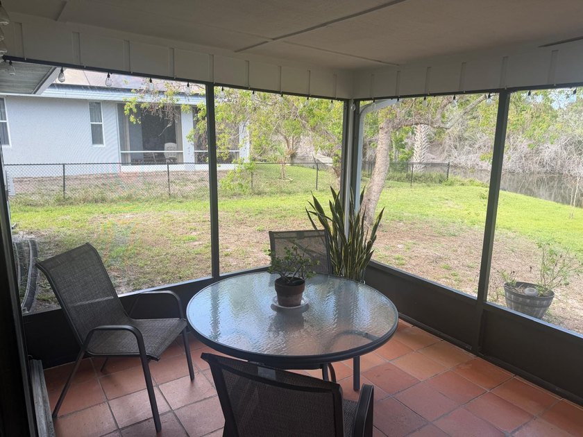 Enjoy this nest away home, includes solar panel, water system - photo 8
