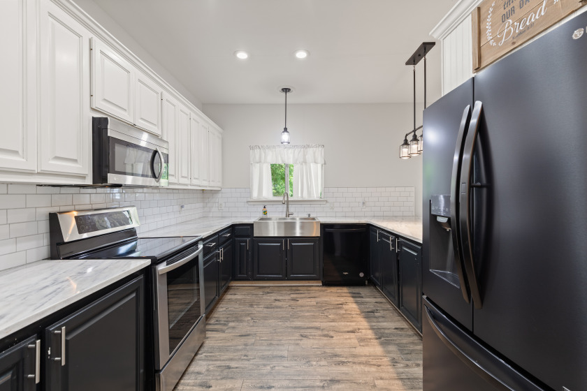 Kitchen - photo 7