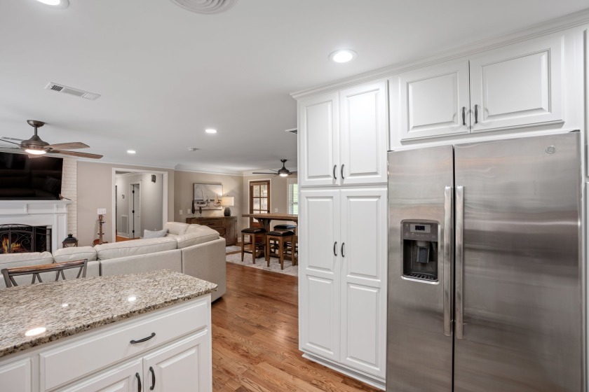 Updated Lake Hartwell Home | inground pool &amp; brand new dock! SOLD - photo 11