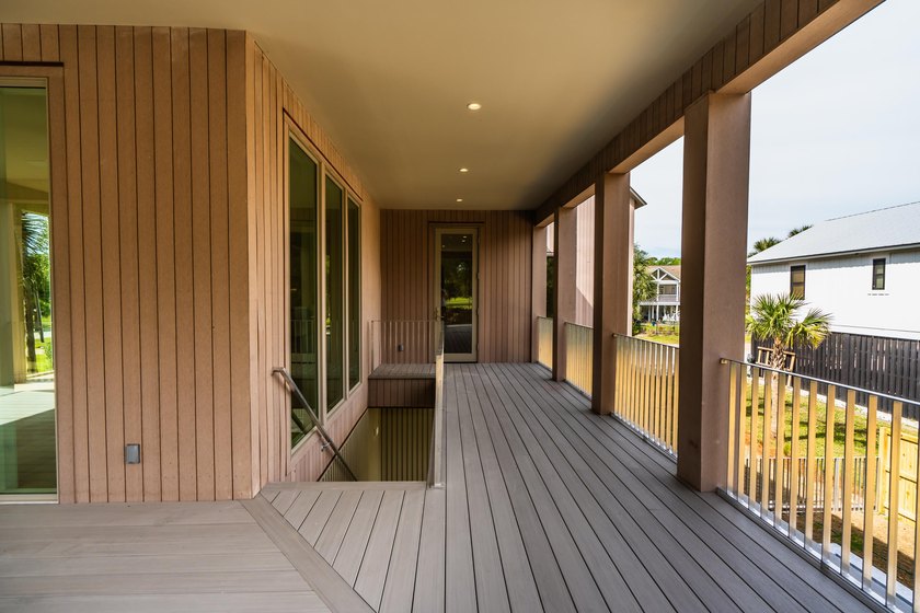 Set just blocks from the beach on one of Edisto Beach's quietest - photo 9