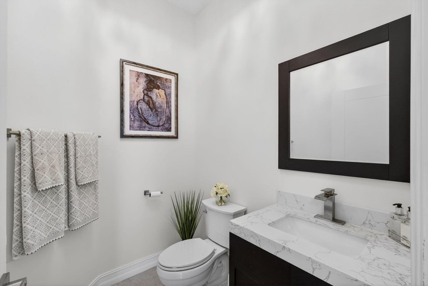 A true resort home on a large, premium pie shaped lot, with high - photo 10