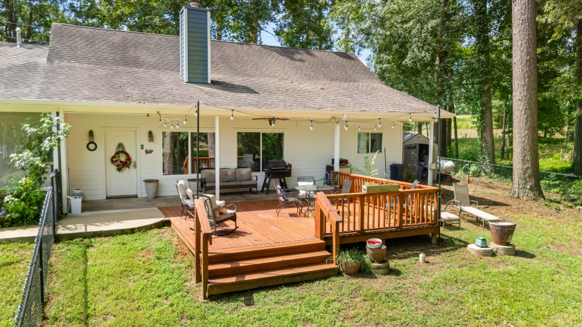 Lakeside Deck - photo 19