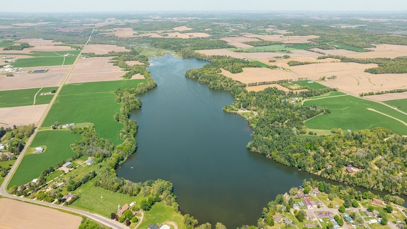 Located on Lake Eau Galle in Dunn County, this year-round lake - photo 11