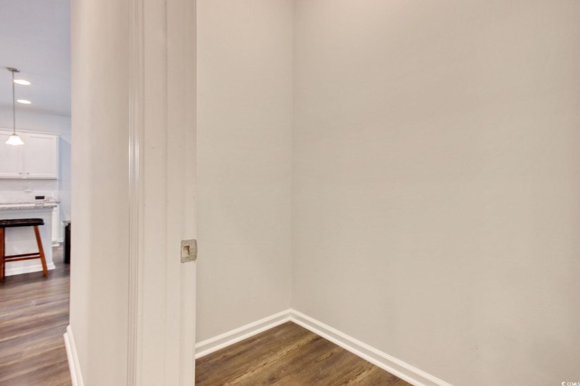 This like new, barely lived in Compton floor plan in Berkshire - photo 17