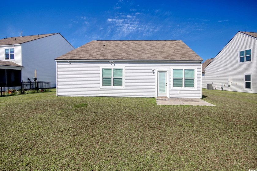 This like new, barely lived in Compton floor plan in Berkshire - photo 30