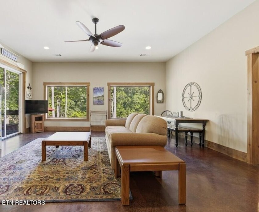 Exceptional Watts Bar Lake Retreat with Heated Saltwater Pool - photo 32