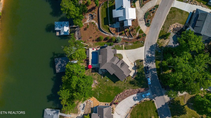 Exceptional Watts Bar Lake Retreat with Heated Saltwater Pool - photo 50