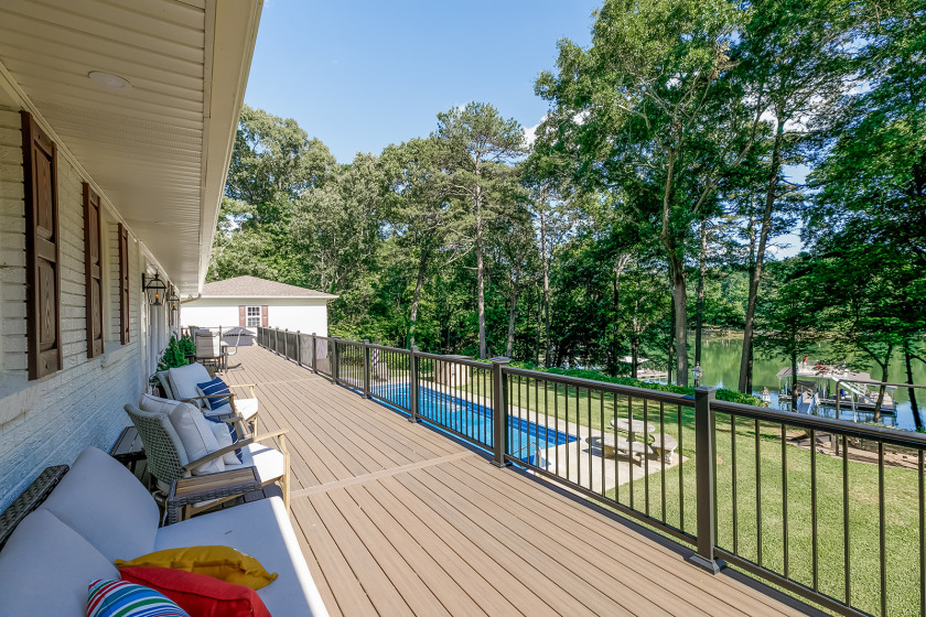 Updated Lake Hartwell Home | inground pool &amp; brand new dock! SOLD - photo 12