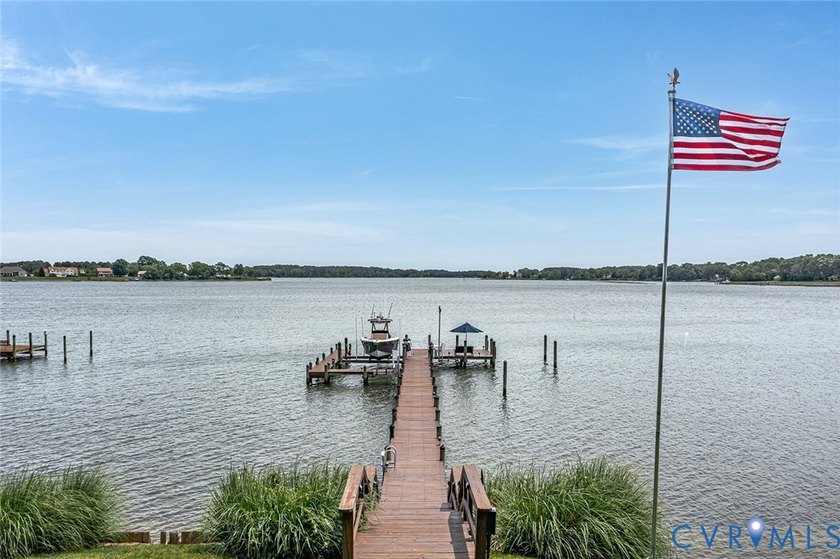 One of the best views on the Northern Neck overlooking the - photo 4