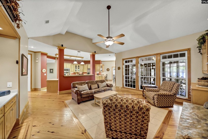 Discover unparalleled space on Lake Murray in Saluda County - photo 17