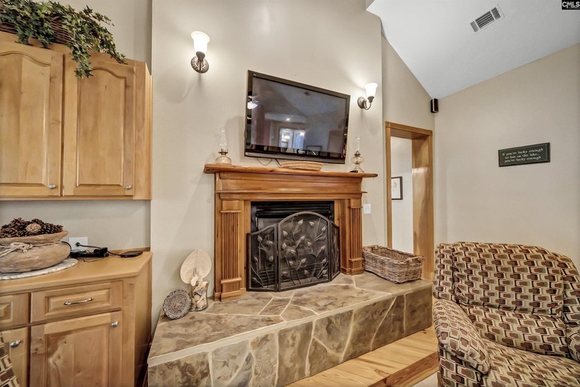 Discover unparalleled space on Lake Murray in Saluda County - photo 18