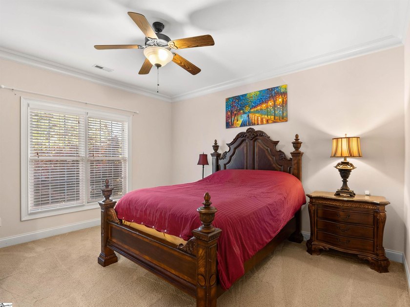 Arrive in Style: DRAMATIC CURB APPEAL, SOARING INTERIORS, and - photo 36