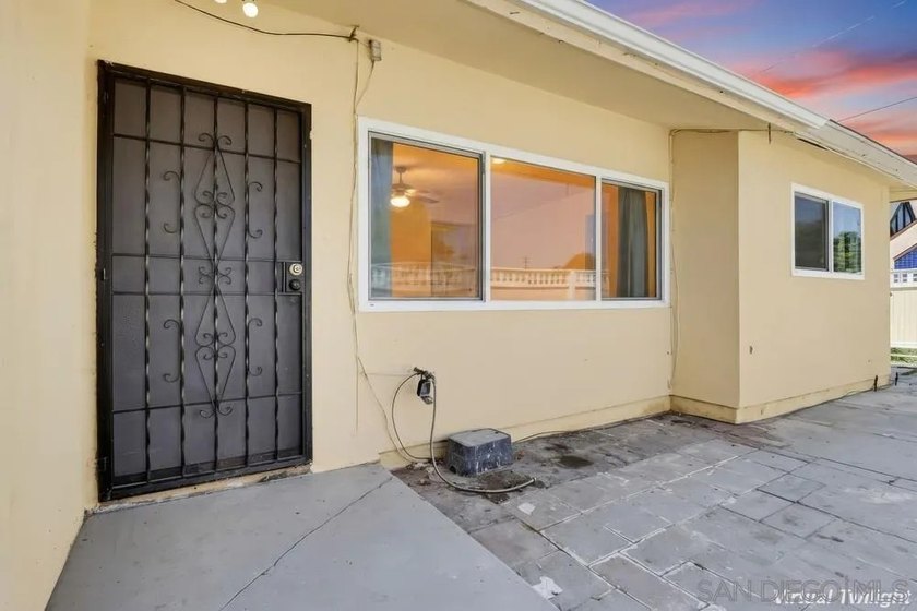Variance granted for 2-4 Units Great opportunity for a - photo 47