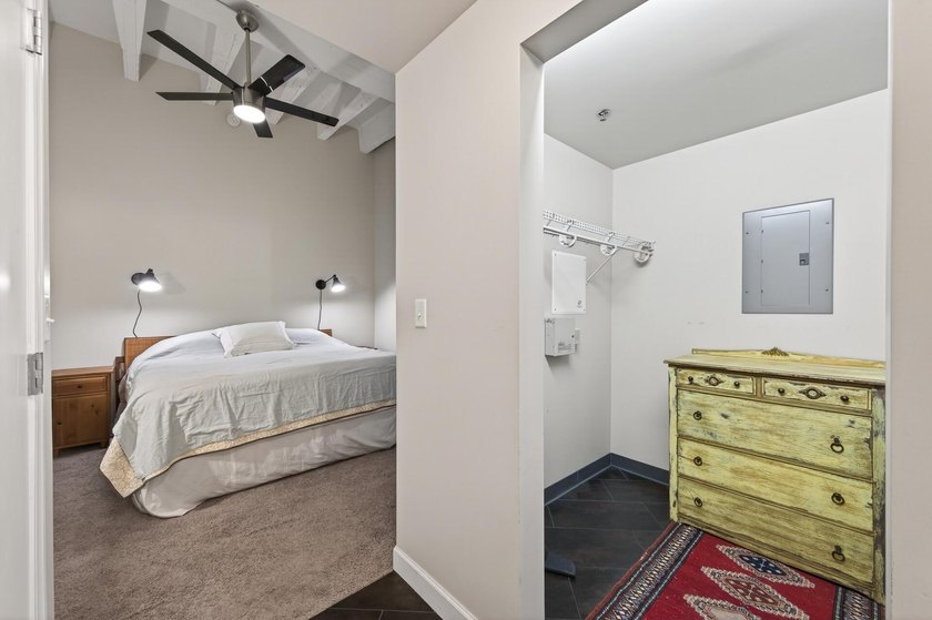 Welcome to charming 111 E Franklin Ave #109 only available due - photo 9
