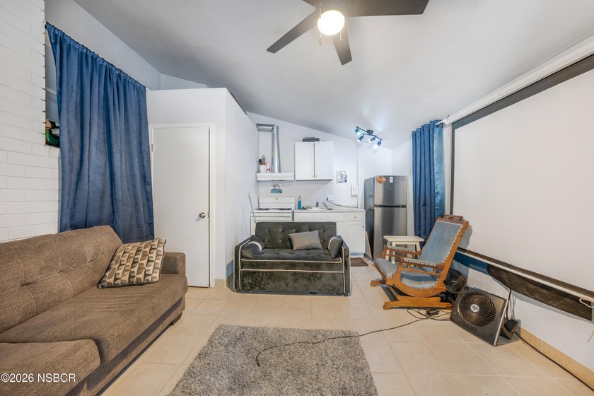 Blending contemporary style with a spacious and functional 2,026 - photo 24
