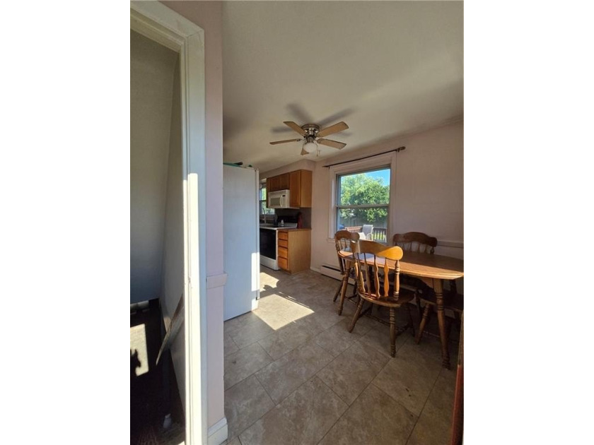 DON'T MISS THIS AFFORDABLE 3-BEDROOM RANCH! Offering Convenient - photo 7