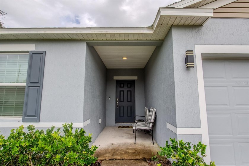 Short Sale. Short Sale Lender Approval Required. Beautiful - photo 2
