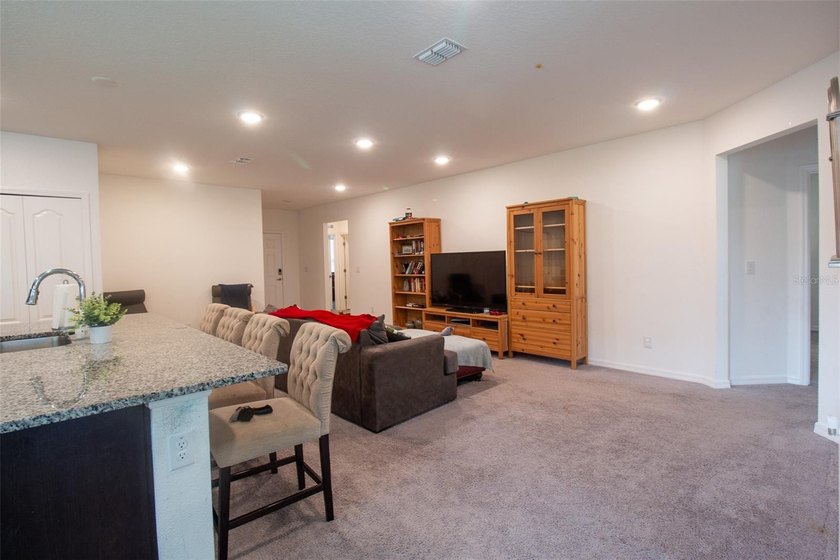 Short Sale. Short Sale Lender Approval Required. Beautiful - photo 5