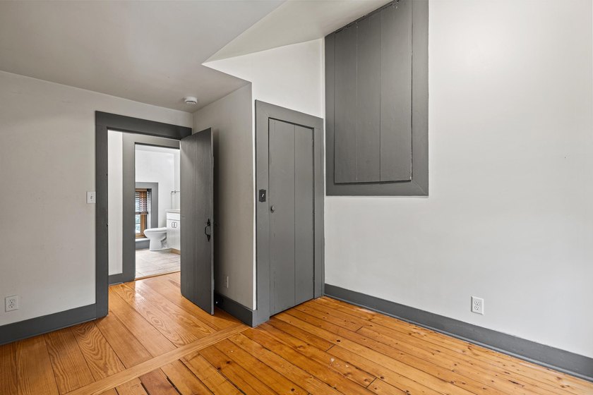 Own a piece of Shorewood Hills history with this one-of-a-kind - photo 20