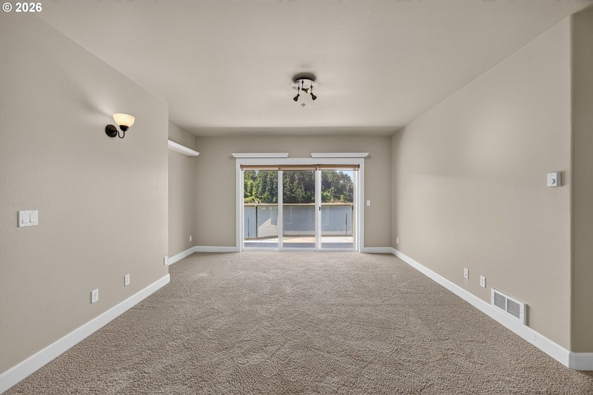 Perched on the third floor, this immaculate 2-bedroom, 2-bath - photo 11