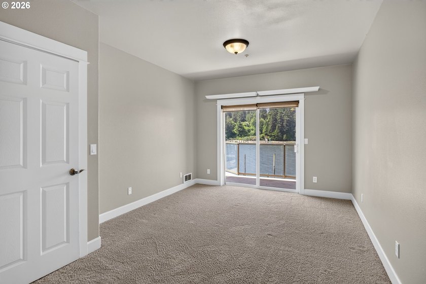 Perched on the third floor, this immaculate 2-bedroom, 2-bath - photo 15