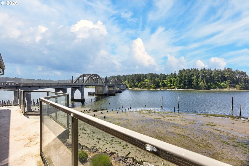 Perched on the third floor, this immaculate 2-bedroom, 2-bath - photo 16