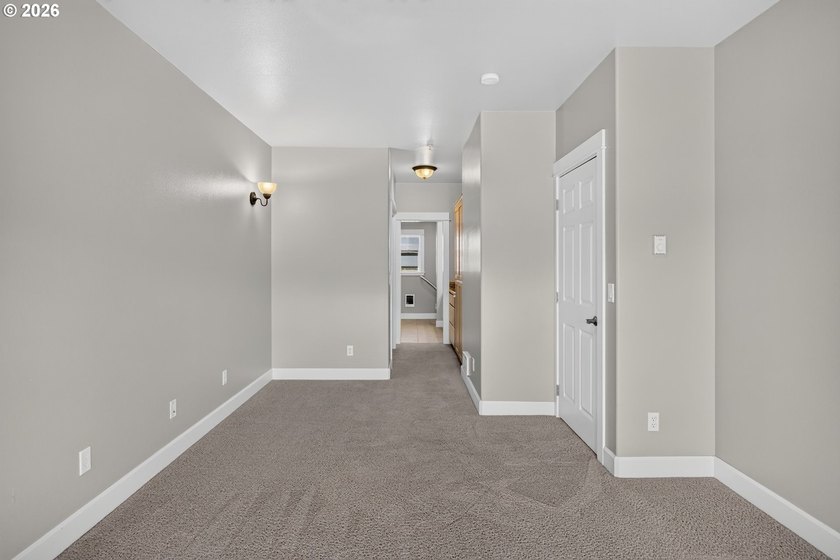 Perched on the third floor, this immaculate 2-bedroom, 2-bath - photo 18