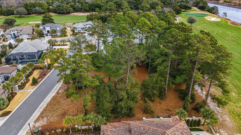 Beautiful Custom Built home in the Golf Village area of Grande - photo 19