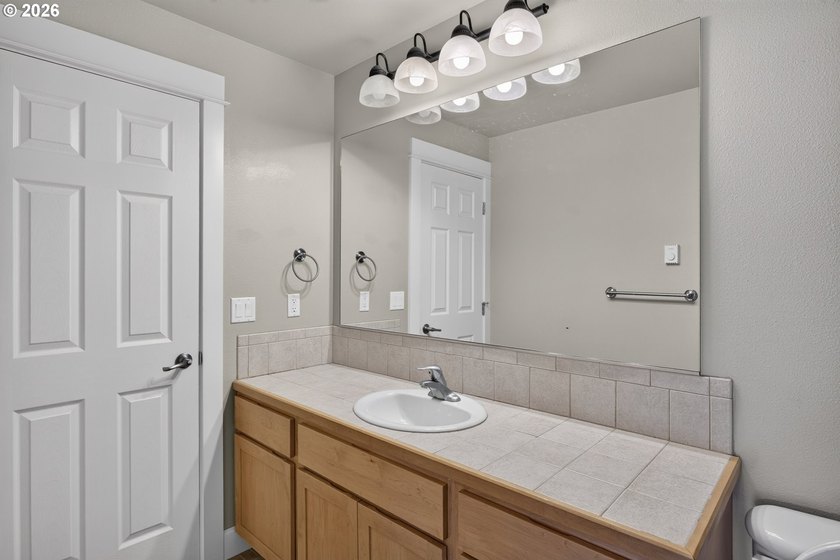 Perched on the third floor, this immaculate 2-bedroom, 2-bath - photo 29