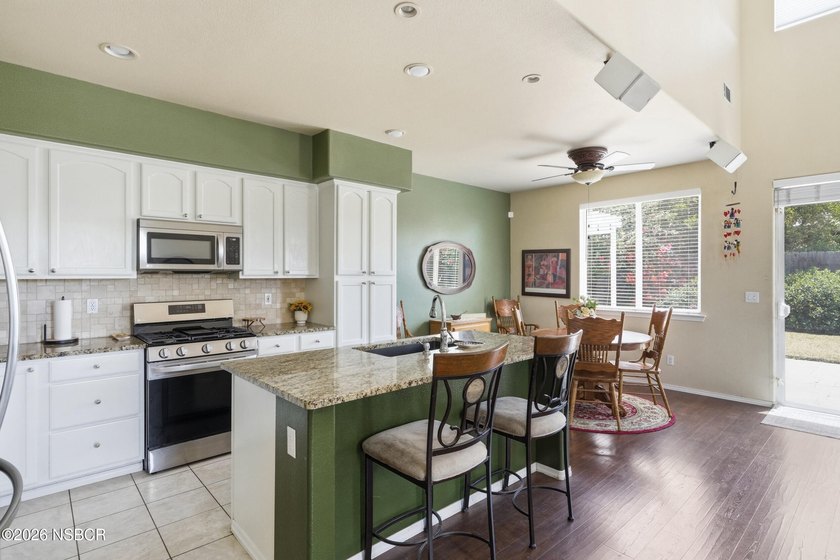 Welcome to 802 Borges Drive, located in the desirable River Oaks - photo 22