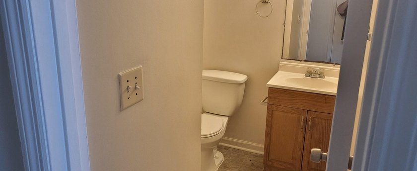 Investment opportunity in the heart of North Charleston! This - photo 4
