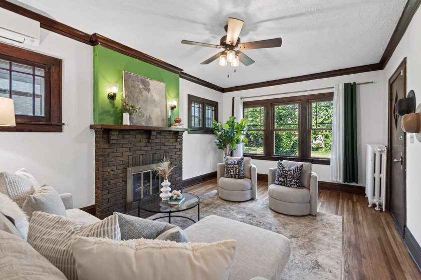 Character and beauty abound from the curb appeal to the gorgeous - photo 5