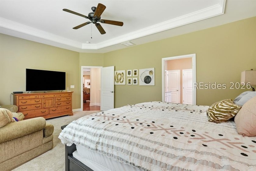 A perennial favorite floorplan known for its open-concept layout - photo 24