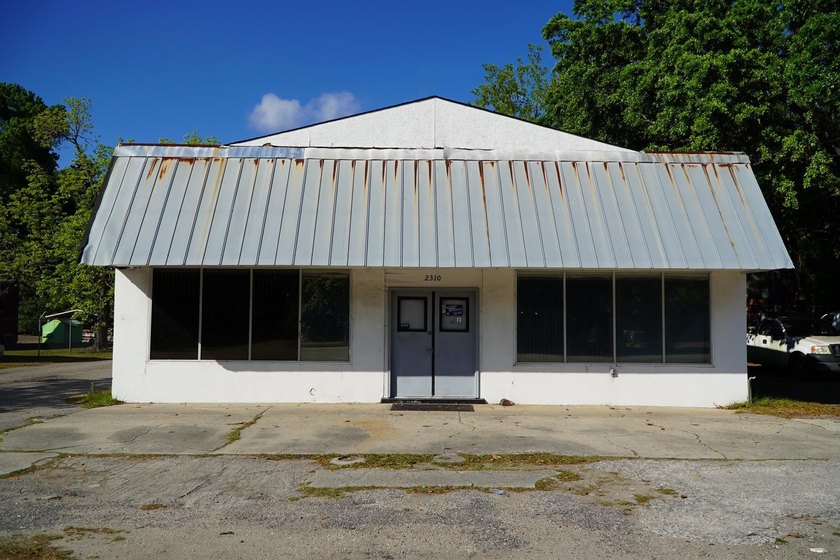 Nine parcels on 1.75 acres in the city of Georgetown! Mixed with - photo 30
