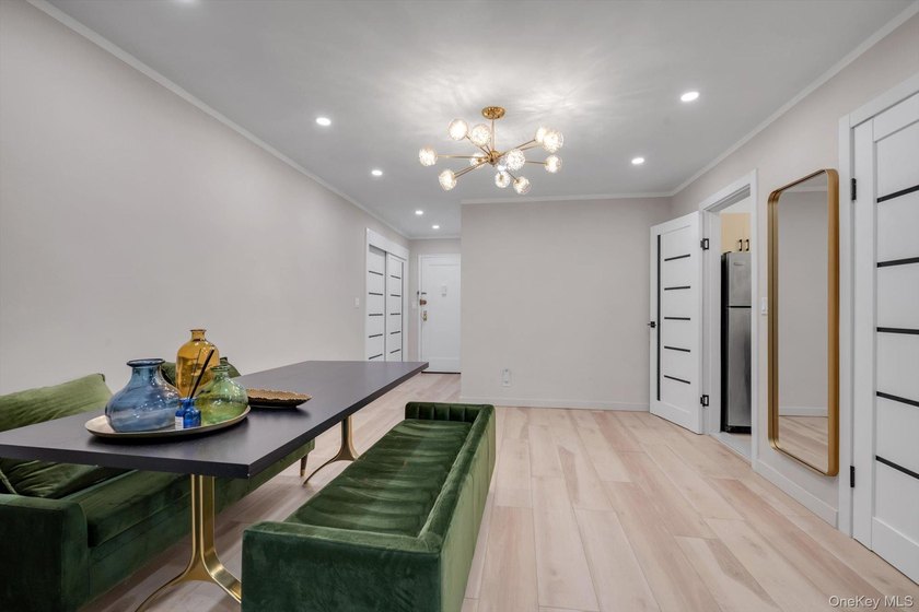 Lovely 2 Bedroom, 1 Bath First Floor Coop Apt in the Beautiful - photo 5
