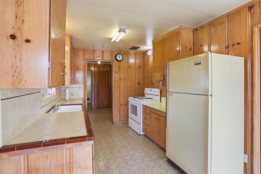 **Please go to ML82041310 for 3641 McKee Rd, San Jose listing - photo 11