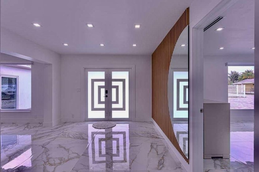 BEAUTIFUL HOME!! 4 bedrooms and 2 bathrooms, this property - photo 13