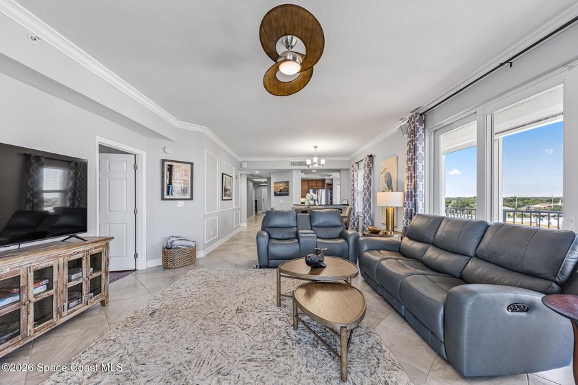 DIRECT INDIAN RIVER FRONT | 8TH FLOOR CORNER UNIT | WRAP-AROUND - photo 14