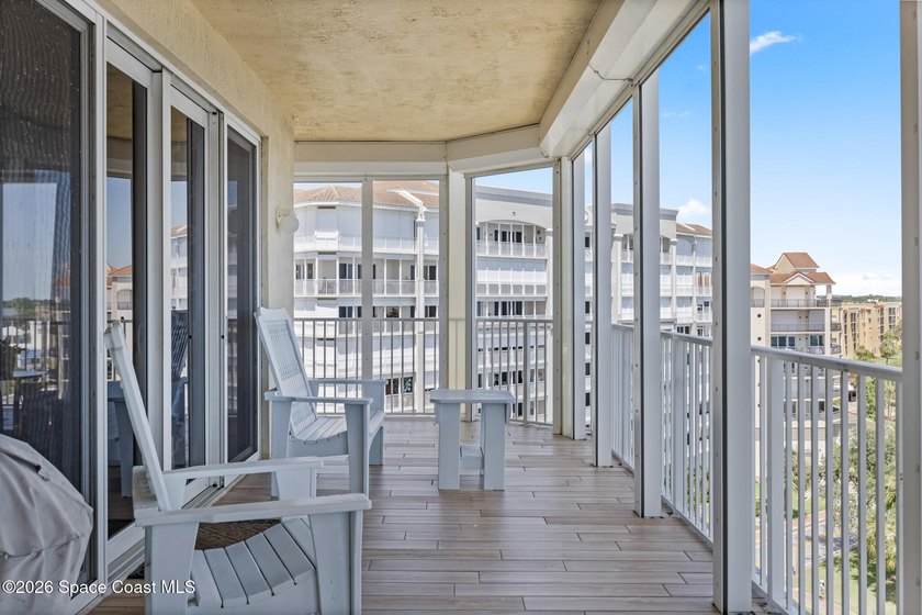 DIRECT INDIAN RIVER FRONT | 8TH FLOOR CORNER UNIT | WRAP-AROUND - photo 17