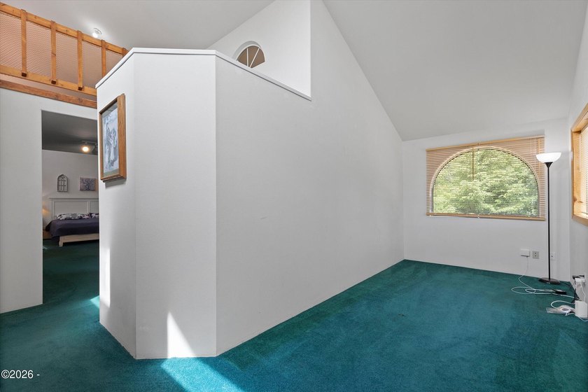 CHARMING COASTAL HOME! This 2,320 square foot home is located on - photo 23