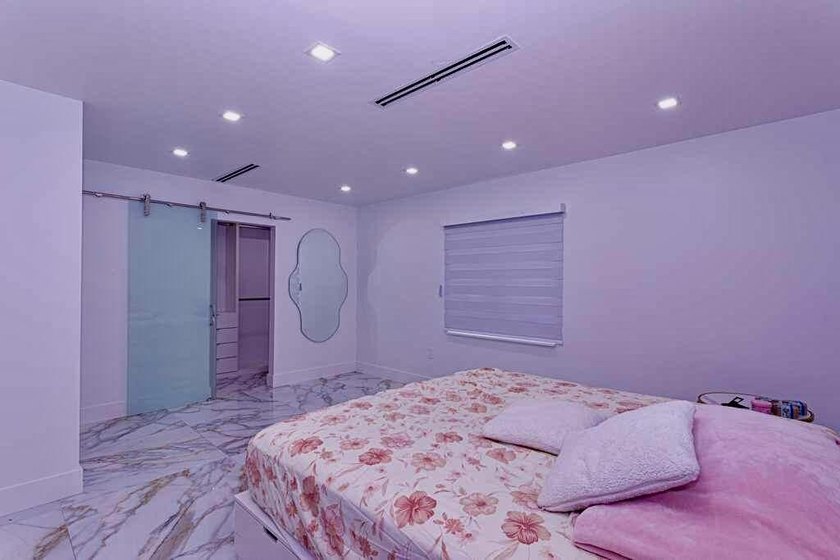 BEAUTIFUL HOME!! 4 bedrooms and 2 bathrooms, this property - photo 26