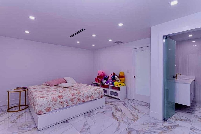 BEAUTIFUL HOME!! 4 bedrooms and 2 bathrooms, this property - photo 27