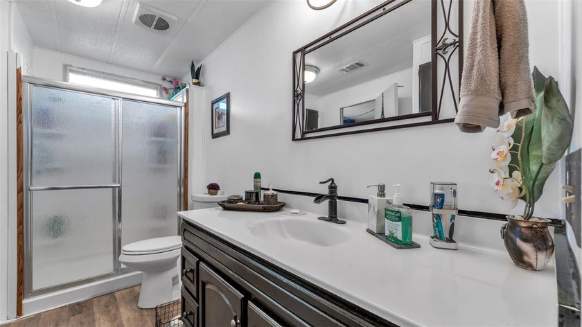 Welcome home to this lovely 2 bedroom, 2 bathroom, manufactured - photo 31
