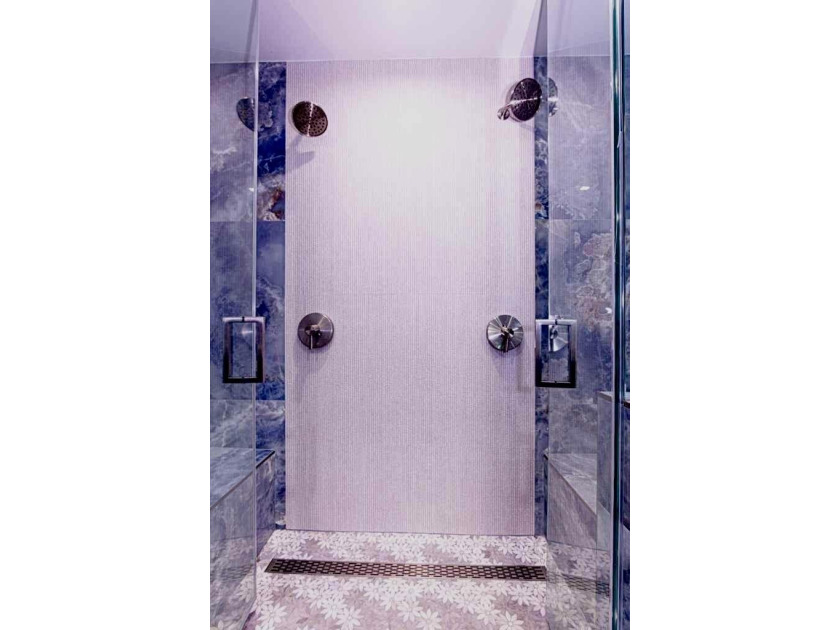 BEAUTIFUL HOME!! 4 bedrooms and 2 bathrooms, this property - photo 35