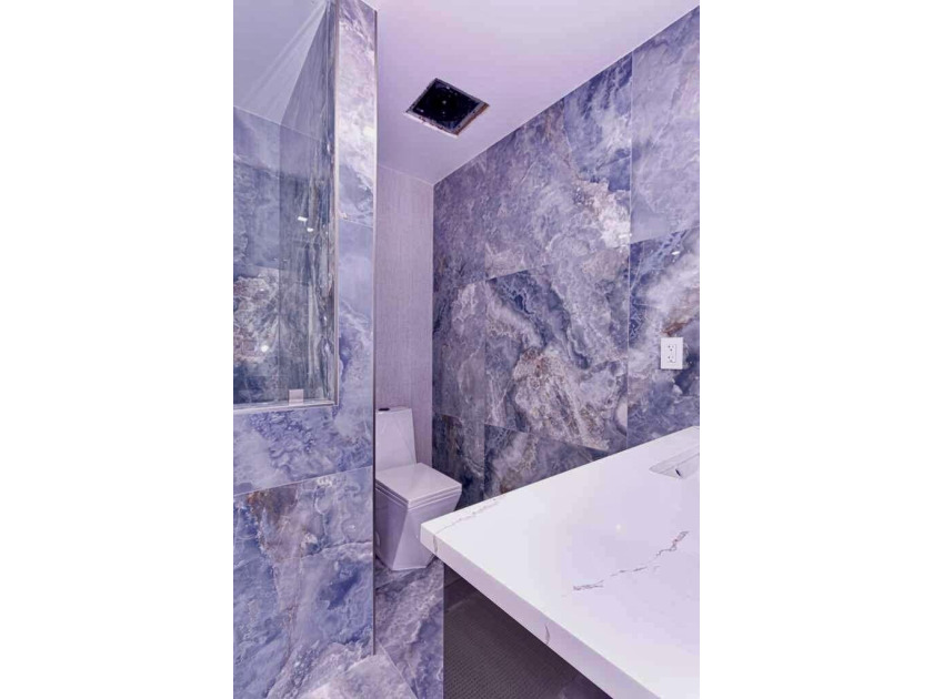 BEAUTIFUL HOME!! 4 bedrooms and 2 bathrooms, this property - photo 36
