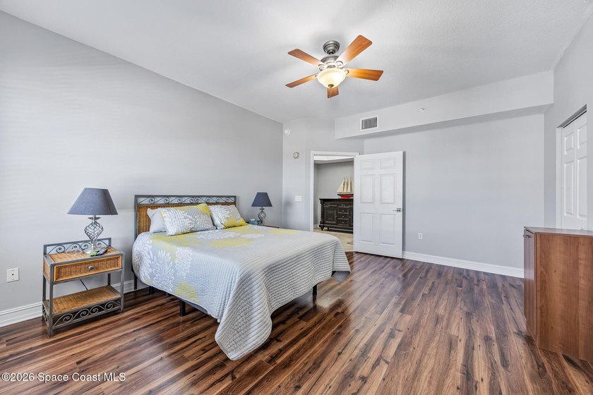 DIRECT INDIAN RIVER FRONT | 8TH FLOOR CORNER UNIT | WRAP-AROUND - photo 44